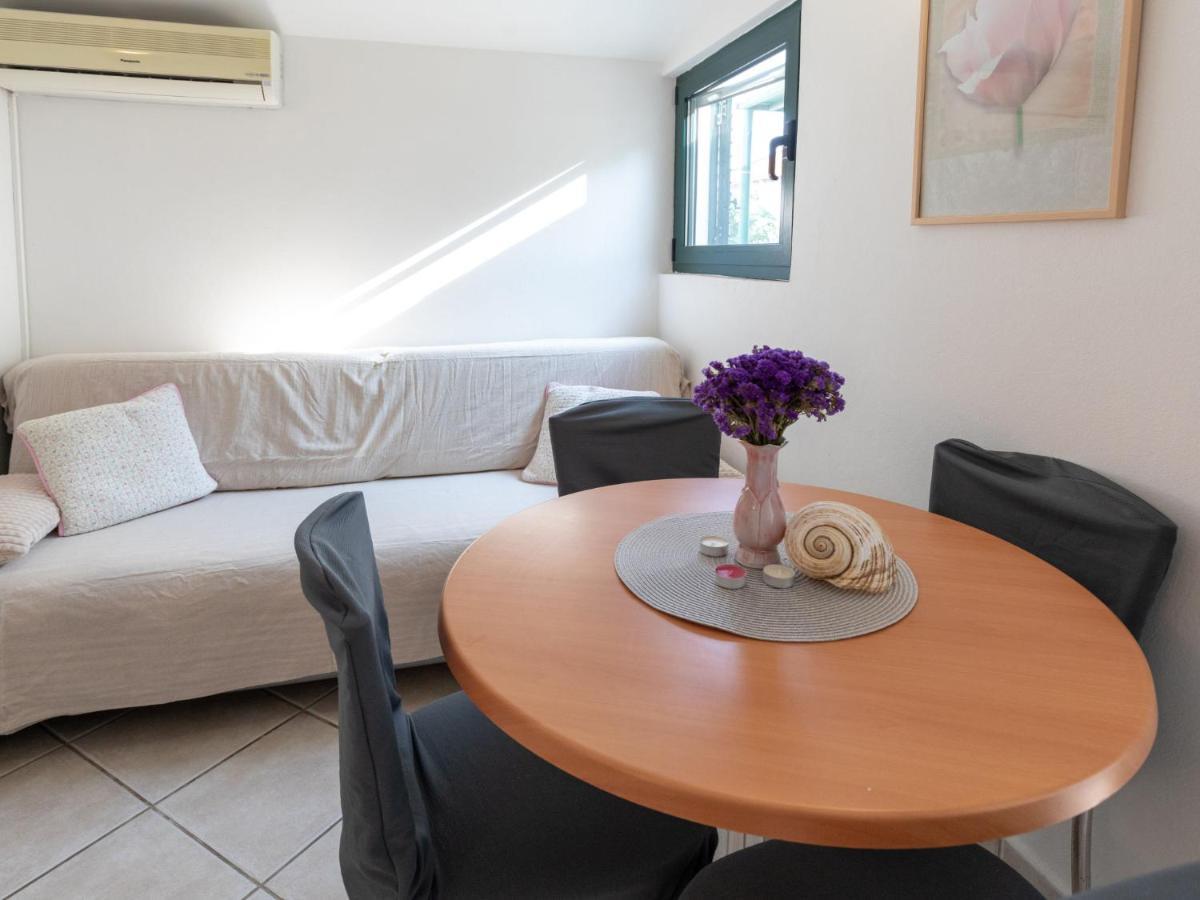 Holiday Home Dubra By Interhome Komarna Esterno foto